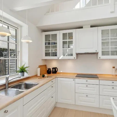 3 Bedroom Gorgeous In *
